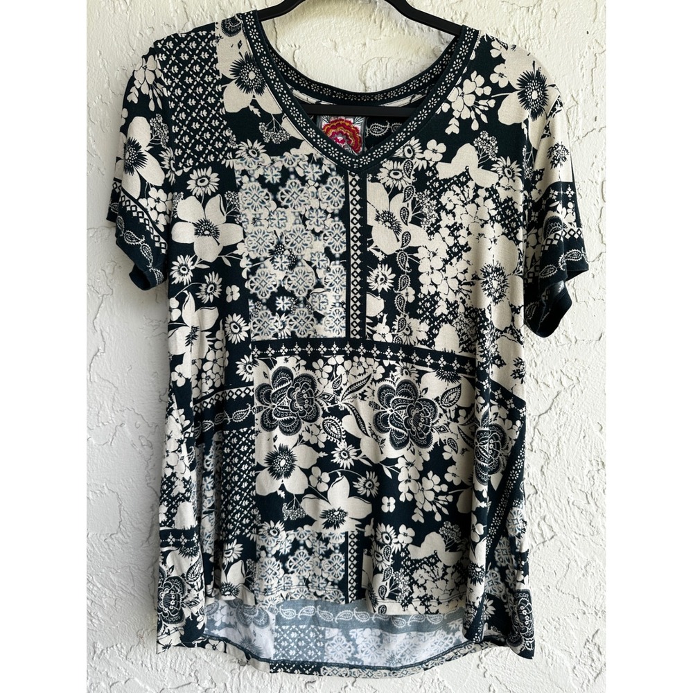 Johnny Was Janie Black Cream Floral Patchwork V-Neck Top Women Small